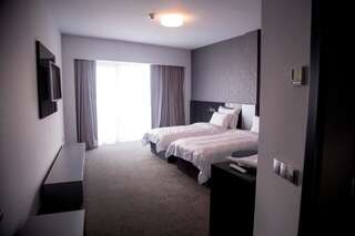 Отель Hotel Tempo Тыргу-Муреш Улучшенный двухместный номер с 2 отдельными кроватями-2